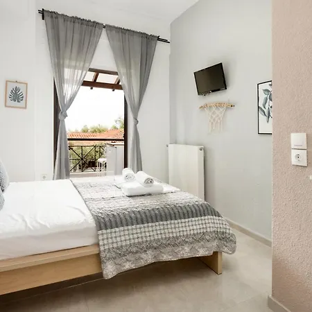 A. & C. Michailidi * Neos Marmaras