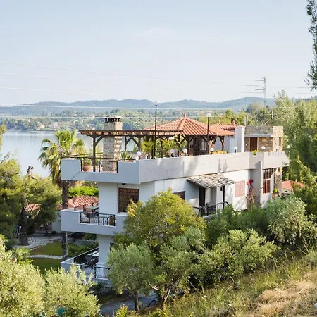 Apartment A. & C. Michailidi *