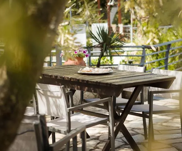 A. & C. Michailidi Apartamento