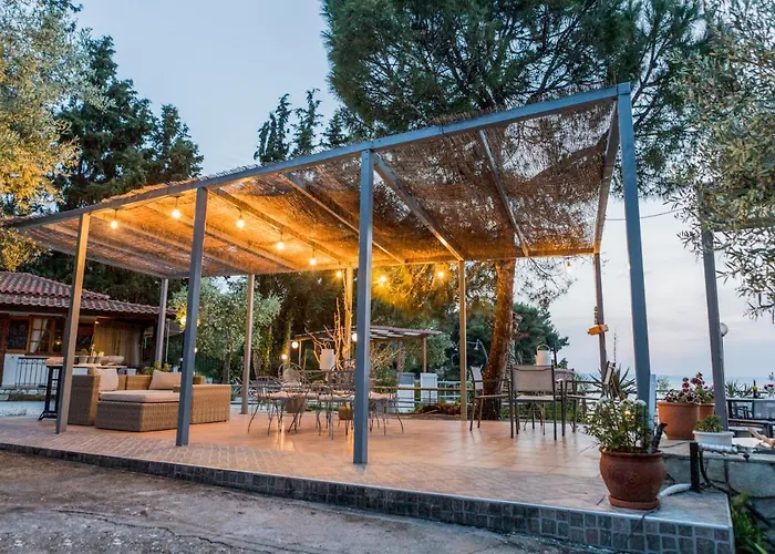 A. & C. Michailidi * Néos Marmarás