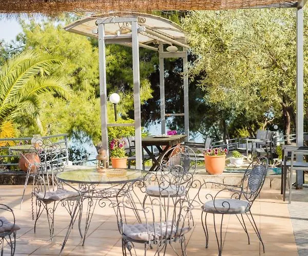 A. & C. Michailidi Apartment Neos Marmaras