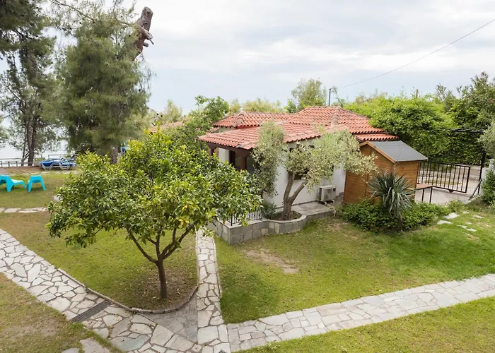 A. & C. Michailidi * Neos Marmaras